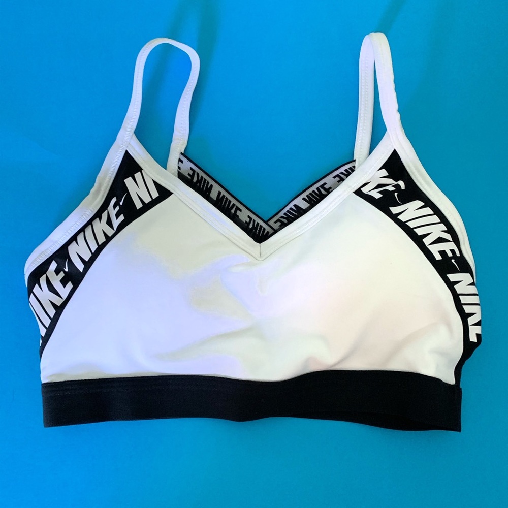 Nike Women's Indy Logo Low Padded Sports Bra - Picture 1 of 8